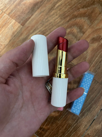 Lipstick deco lighter